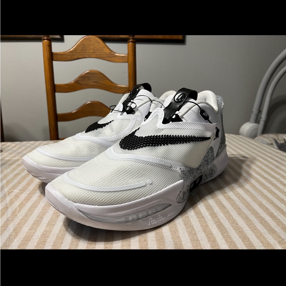 Nike adapt bb 2.0